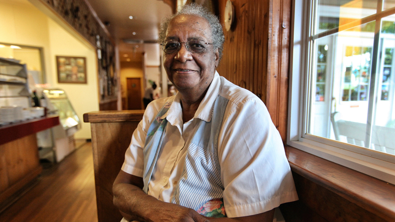 Mildred Council Owner Of Famed Mama Dip S Kitchen Matriarch Of