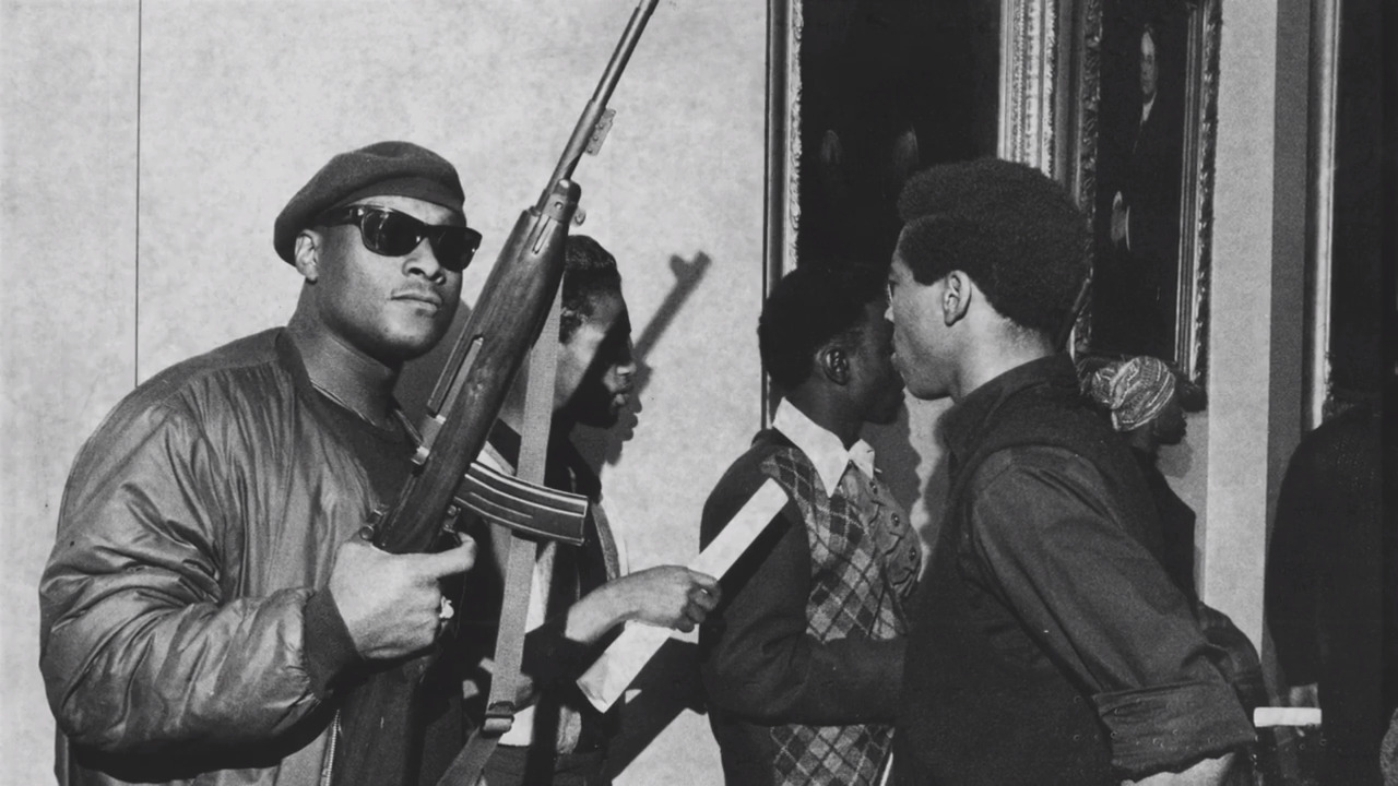 Armed Black Panthers Invade California Capitol In The Sacramento Bee