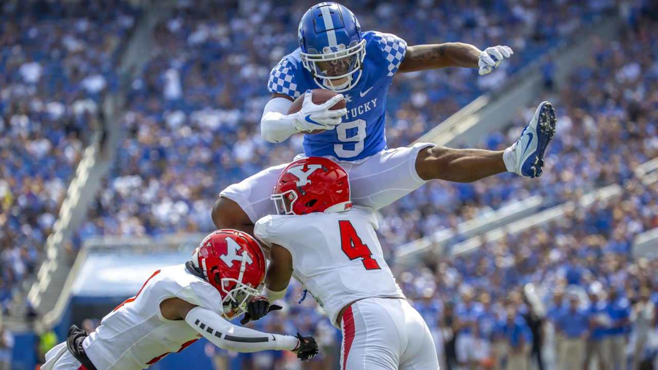 Photo slideshow Kentucky defeats Youngstown State, 310 Lexington