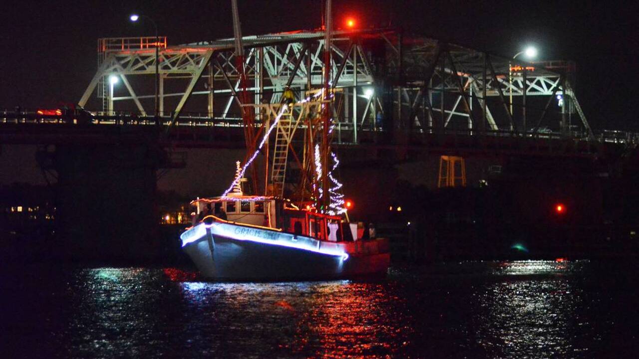 Watch these boats light up the night during Beaufort's annual holiday