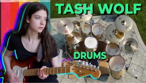 Bluesin' around Tash Wolf With Drums