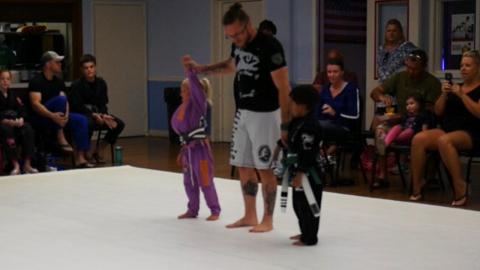 Jiu-Jitsu Six Year Old Wins A Match!