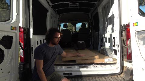 400 Watt Off Grid Solar System in Van Conversion