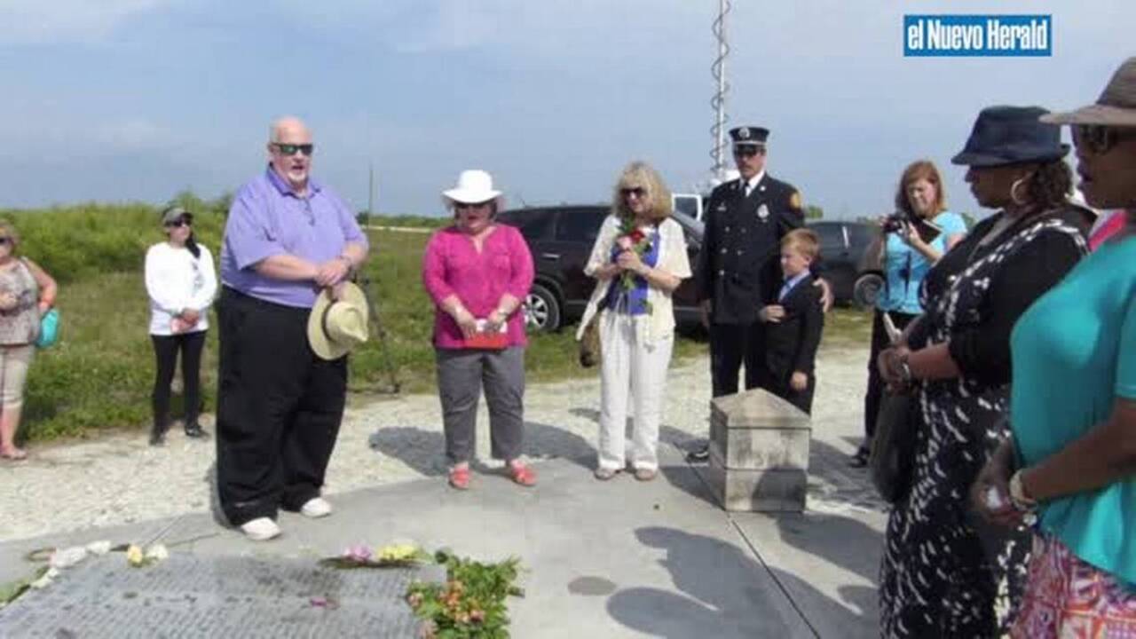 Relatives remember victims of ValuJet crash Miami Herald