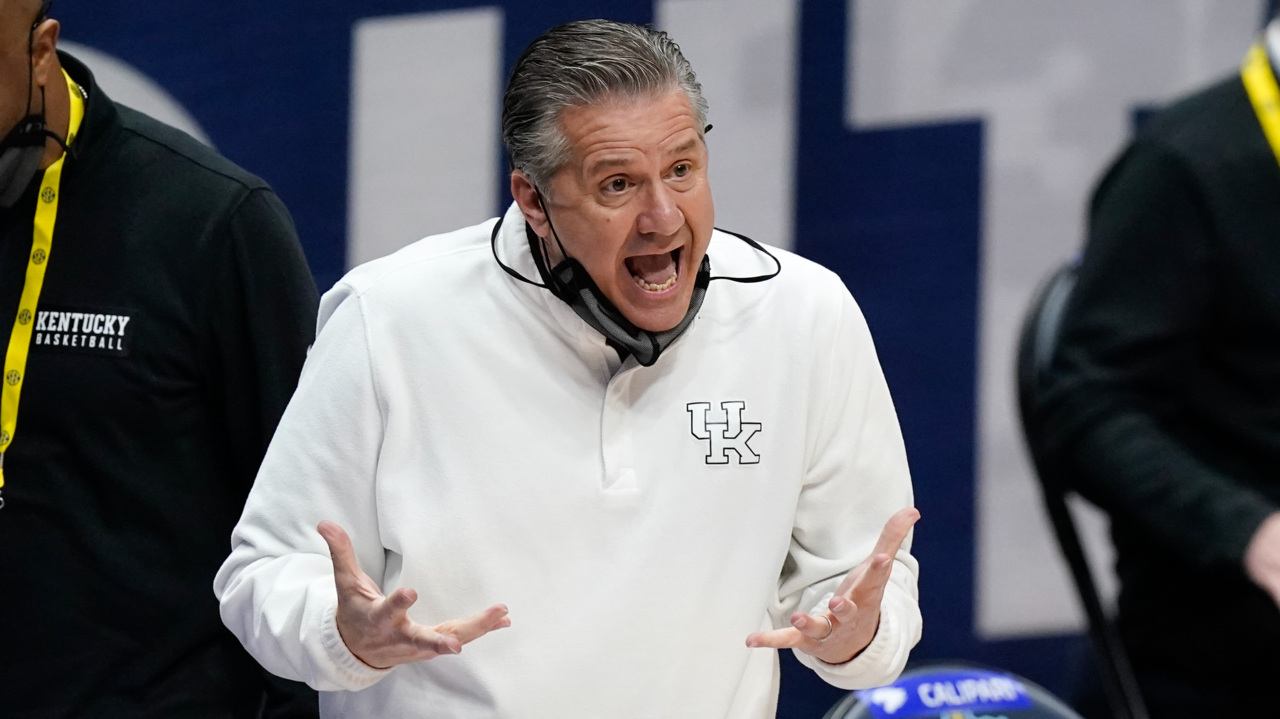 UK men's basketball outspends Louisville on assistant coaches