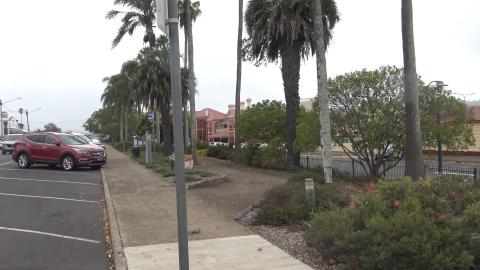 Toowoomba train station & taking a Malamute & Husky hike ...