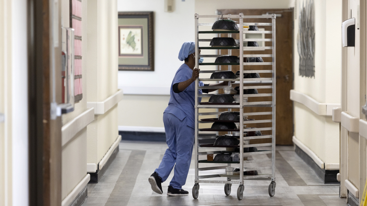 Why are Texas nursing homes lacking staff amid COVID19? Fort Worth