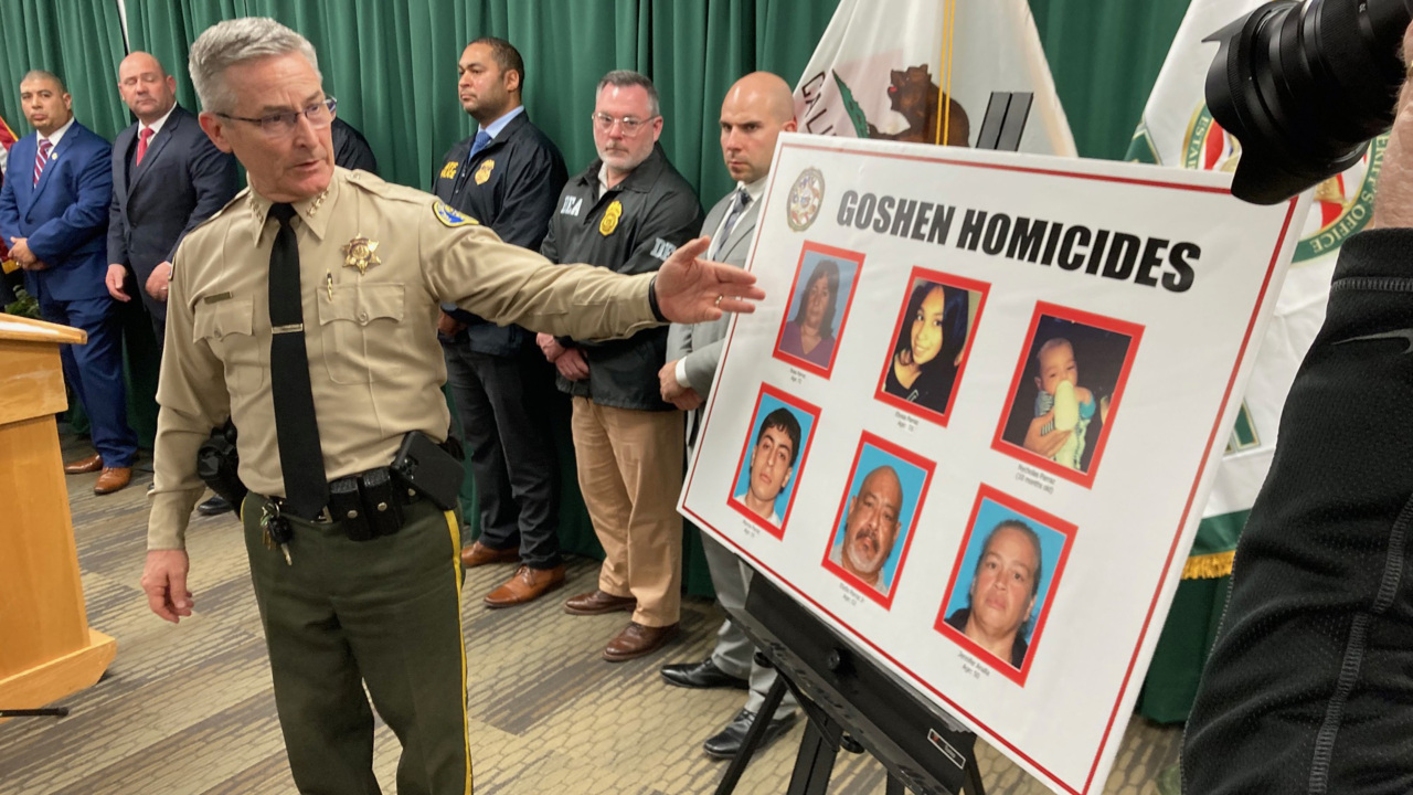 Tulare Sheriff Updates Media On Goshen Murders Fresno Bee 