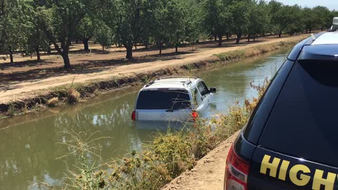 Merced Canal Man escapes from Merced canal after crashing into it | Macon Telegraph