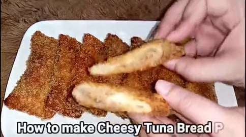 TasteHC94 _ TUNA BREAD PIE