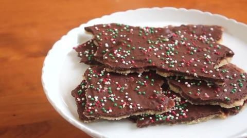 5 ingredient Christmas Toffee by SweetTreats
