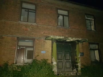 REVISITING ABANDONED MILITARY BARRACKS AT NIGHT!