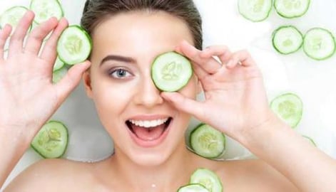 DIY Cucumber facial mask for a softer and younger looking...