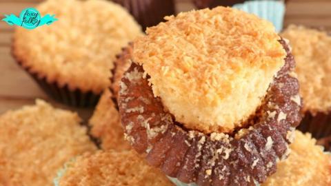 COCONUT MACAROONS – Filipino Version | FOXY FOLKSY - Mo...