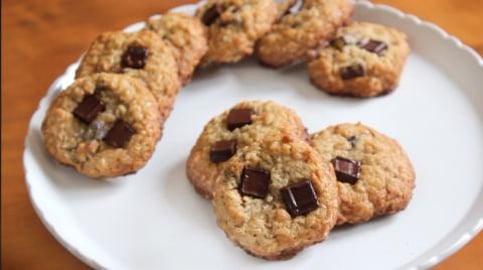 Oatmeal Coconut Chocolate Chunk Cookies | SweetTreats