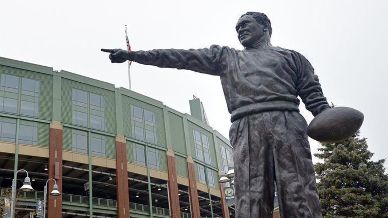 Green Bay Packers Hall of Fame honors Curly Lambeau with portrait bust