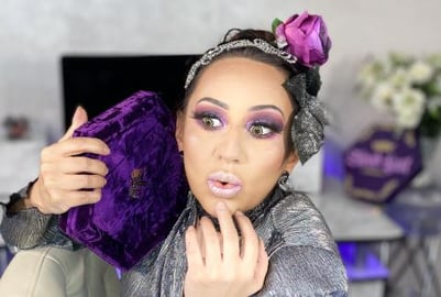 Bold & Sultry Makeup Tutorial - Blood Lust Eyeshadow Pale...