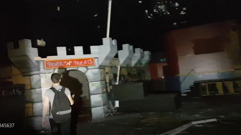 EXPLORING ABANDONED HOLIDAY PARK ENTERTAINMENT ...