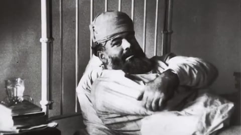 Ernest Hemingway - Epic Writers - One Minute History