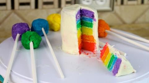 Rainbow Tiny Cake & Cake Pops