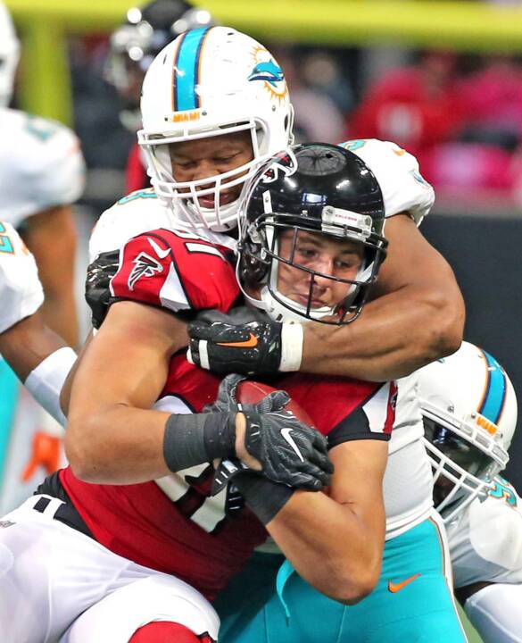 Dolphins' Pouncey: Ndamukong Suh best defensive player in the NFL