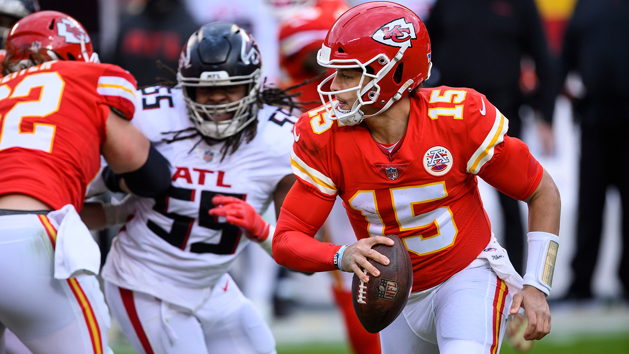 Super Bowl LV Opening Betting Odds - Are Oddsmakers Backing the Chiefs or  Buccaneers? - Sports Illustrated