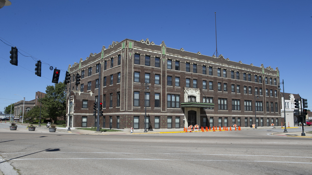 Dilapidated Granite City, IL YMCA now apartment complex Belleville