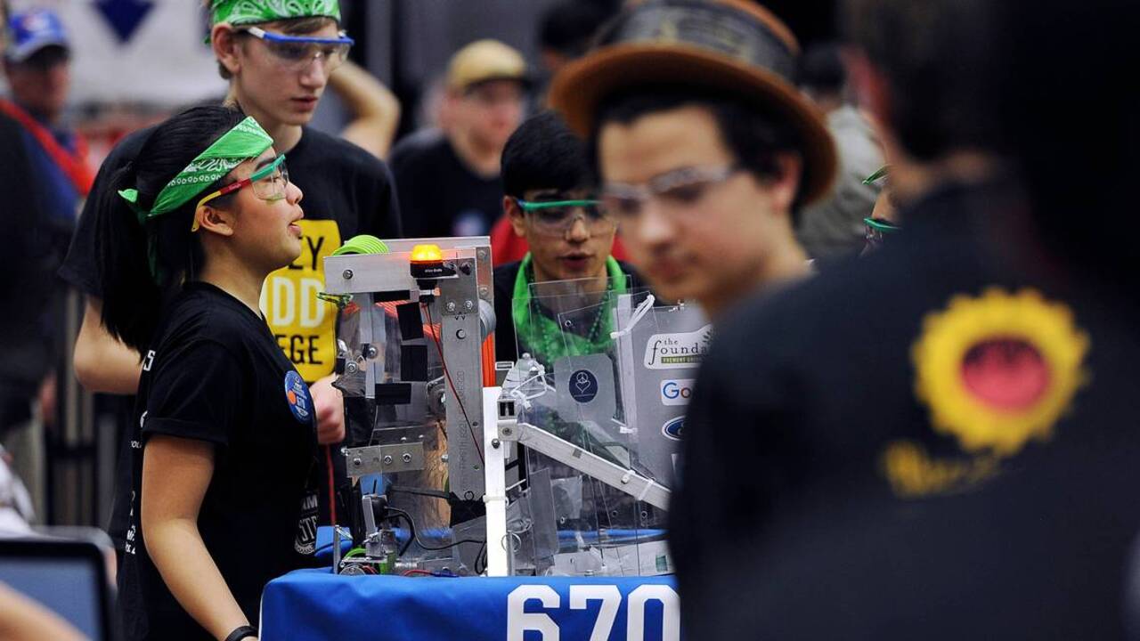 6th annual Central Valley Regional Robotics competition The Fresno Bee
