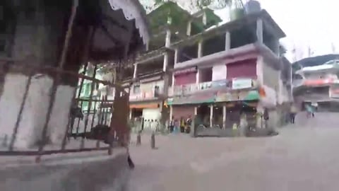 Leaving Geyzing by Car | Sikkim