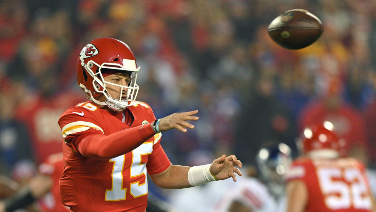 KC Chiefs' coach Andy Reid, QB Patrick Mahomes on dropped passes