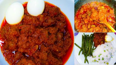 Red beef sauce.