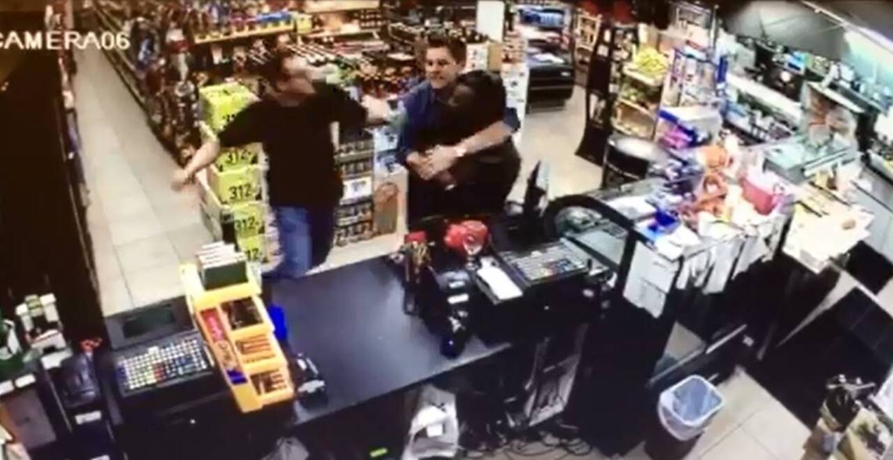 Video: Surveillance video shows the moments customers fought back ...