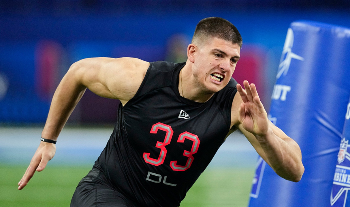 KC Chiefs Draft Purdue EDGE/DE George Karlaftis with No. 30 Pick