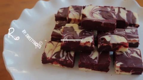 Red Velvet Swirl Fudge | SweetTreats