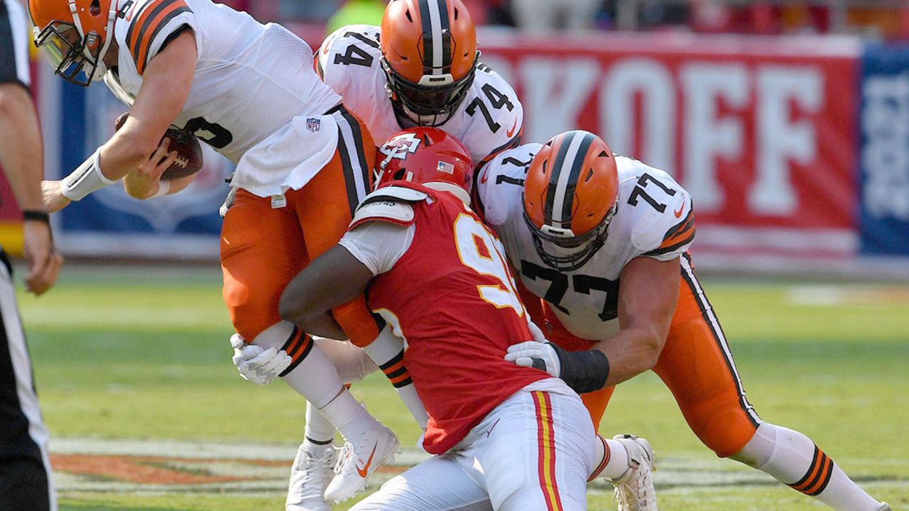 Cleveland Browns hurt by late mistakes in 33-29 loss to Kansas City Chiefs:  See social media reaction to Sunday's game 