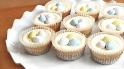 Mini Easter Cheesecakes | SweetTreats