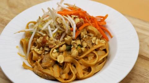 How to Make Pork Pad Thai |  It's Only Food with Chef Joh...