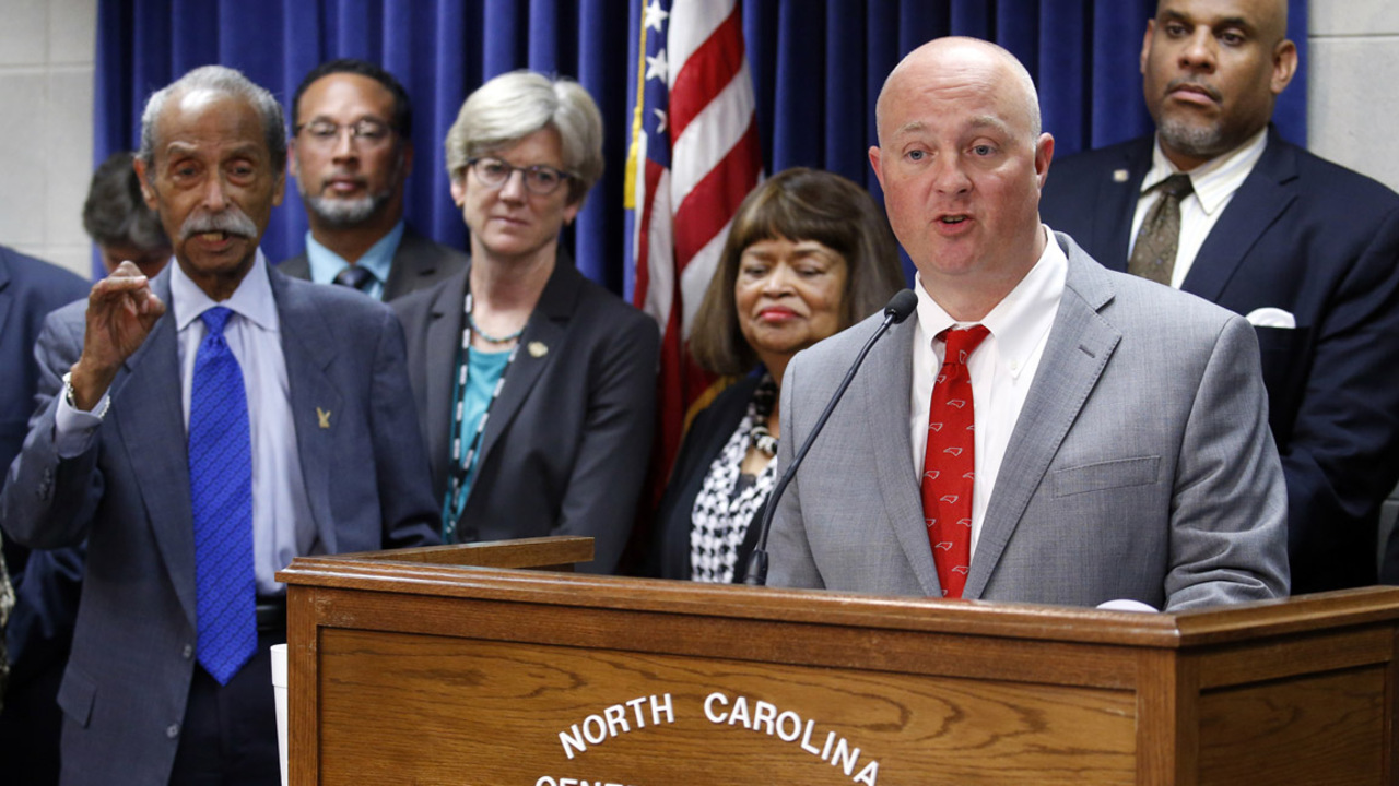 NC budget Republican lawmakers raise teacher pay average 6.5 percent