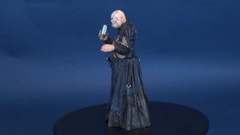 NECA Toys Hellraiser 3 Hell on Earth Barbie Figure Review...
