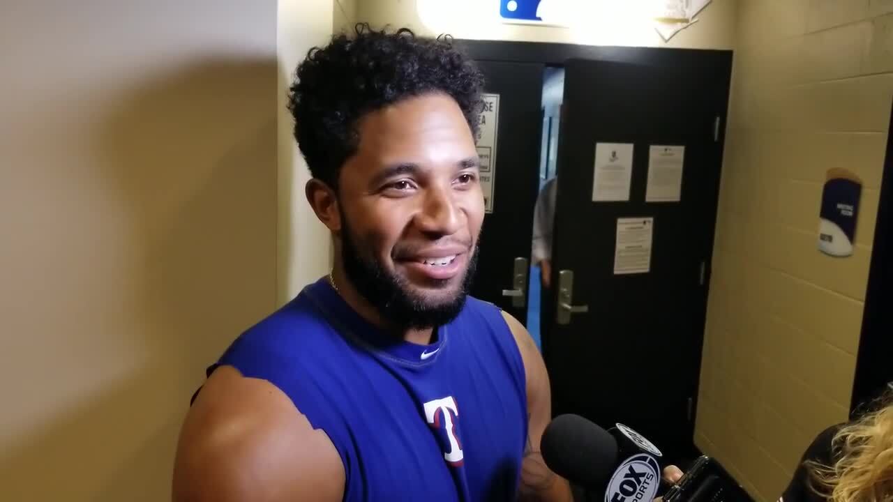 Besides Adrian Beltre, who else has influenced Rangers SS Elvis Andrus  during his baseball career?