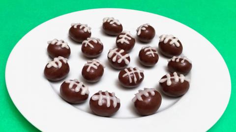 How to Make Chocolate covered Almond Footballs / Super Bo...