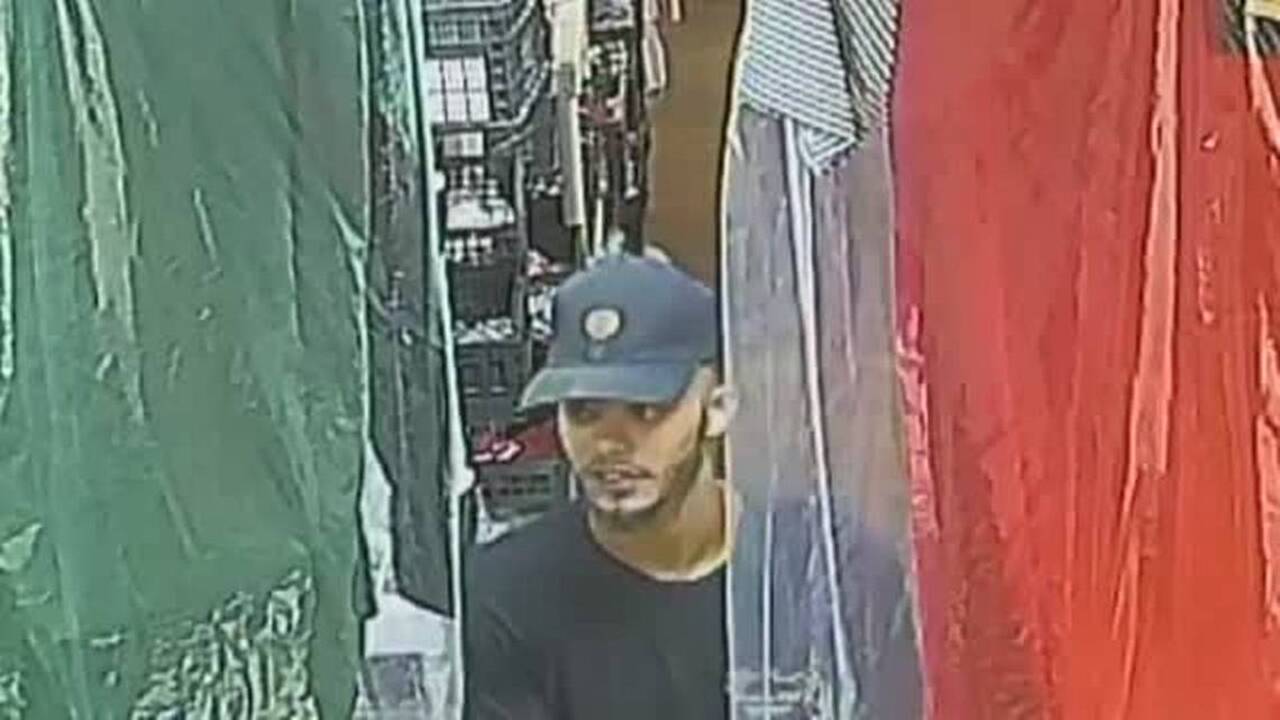 Sarasota Police Release Video Of Armed Robbery Suspect Bradenton Herald