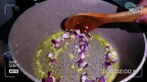 TasteHU232 _ How to Cook Creamy Corn Chicken Sopas