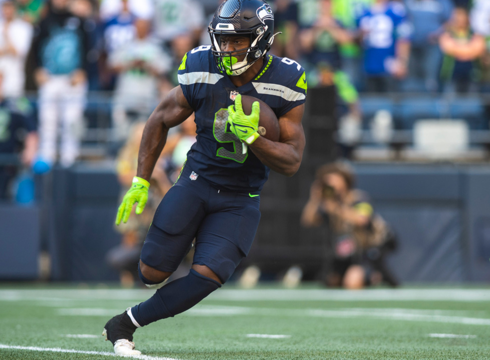 Walker runs for key TD, Seahawks beat Cardinals 19-9