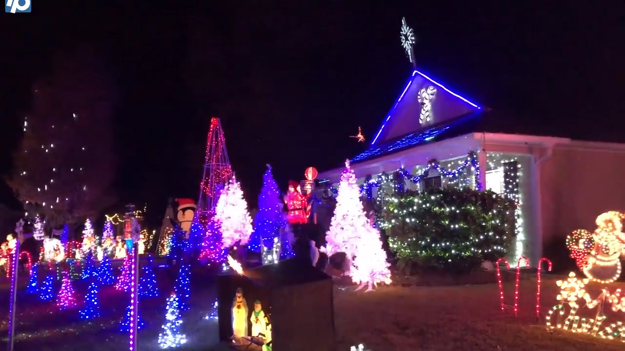 Bluffton SC holiday light displays to see plus Christmas car Hilton