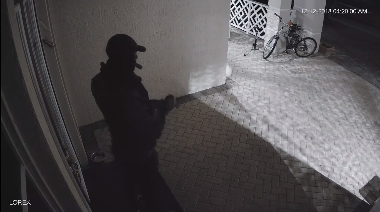 Hollywood police look for suspect in several burglaries and a sexual ...
