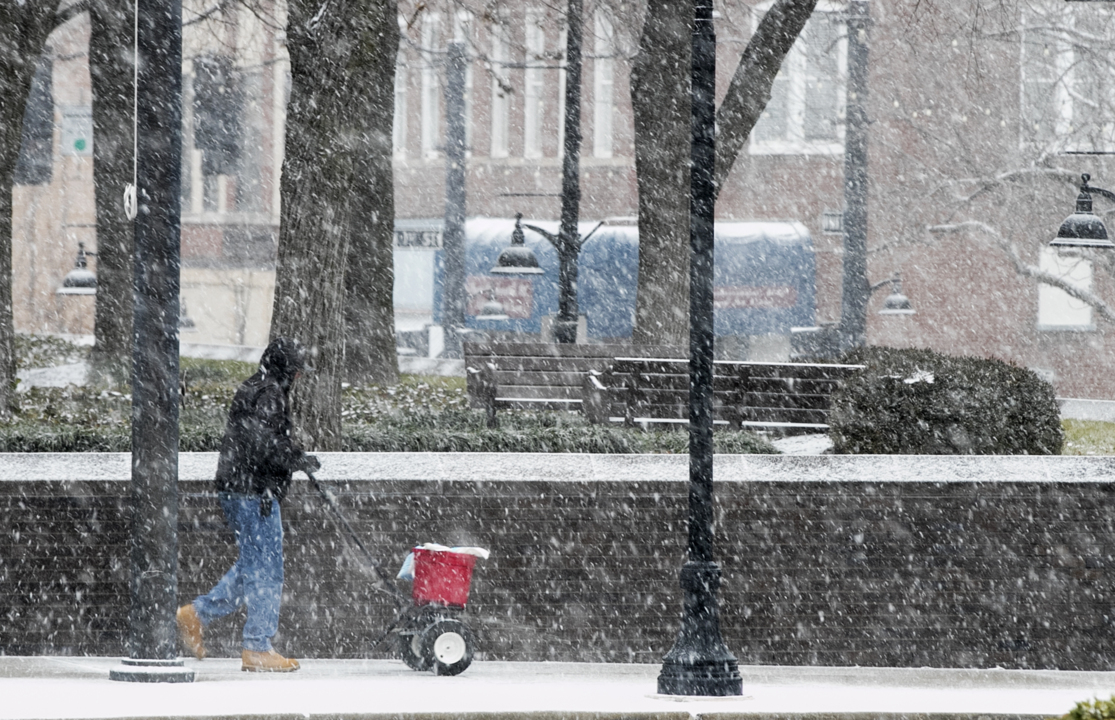 Colts vs. Chiefs weather: 7 inches of snow falls by Arrowhead Stadium