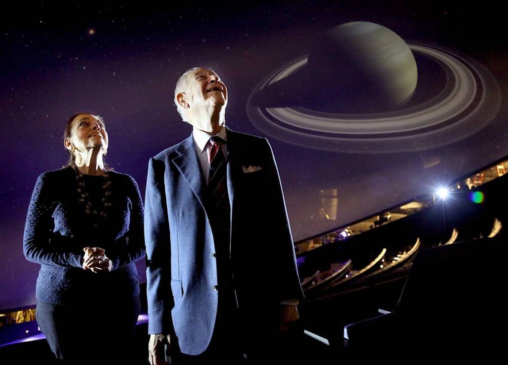 With new planetarium, an aquarium and dazzling exhibits, Frost Science ...