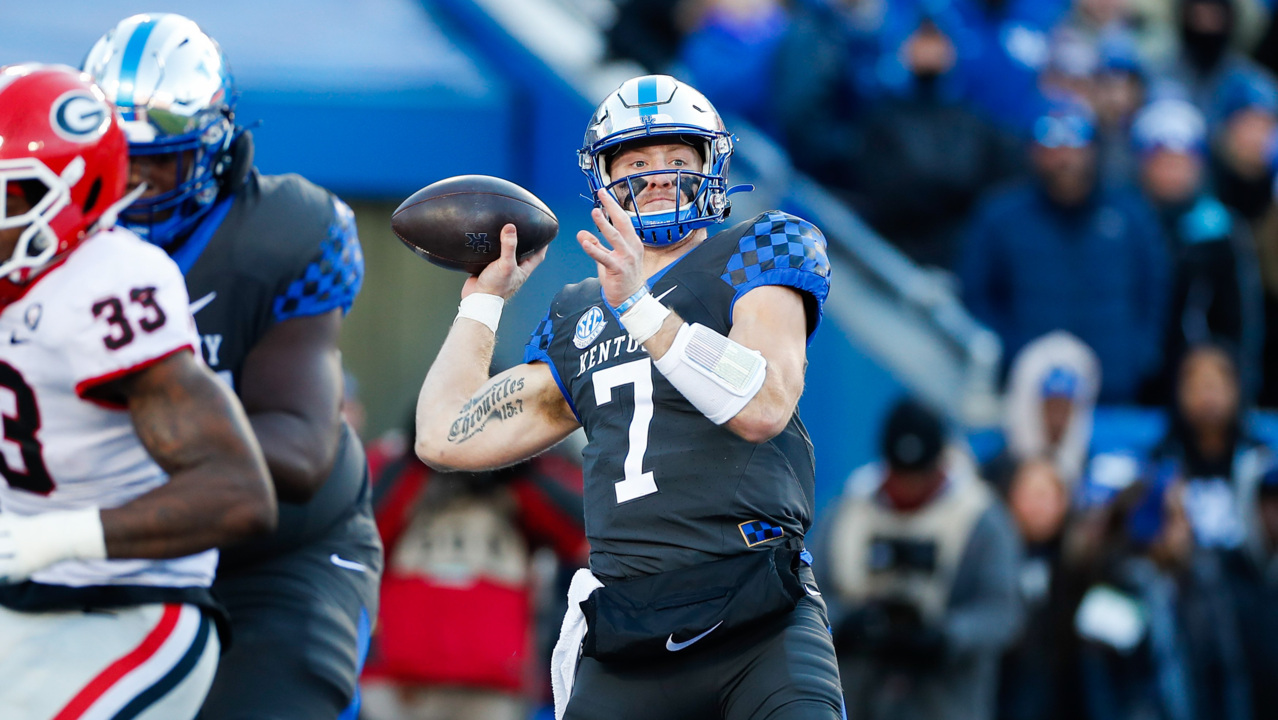 Kentucky Wildcats vs Louisville Cardinals football 2022