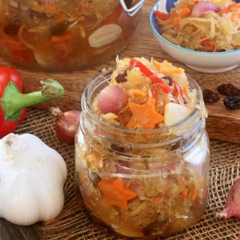 Atchara – The Sweet & Tangy Filipino Side Dish You NEED...